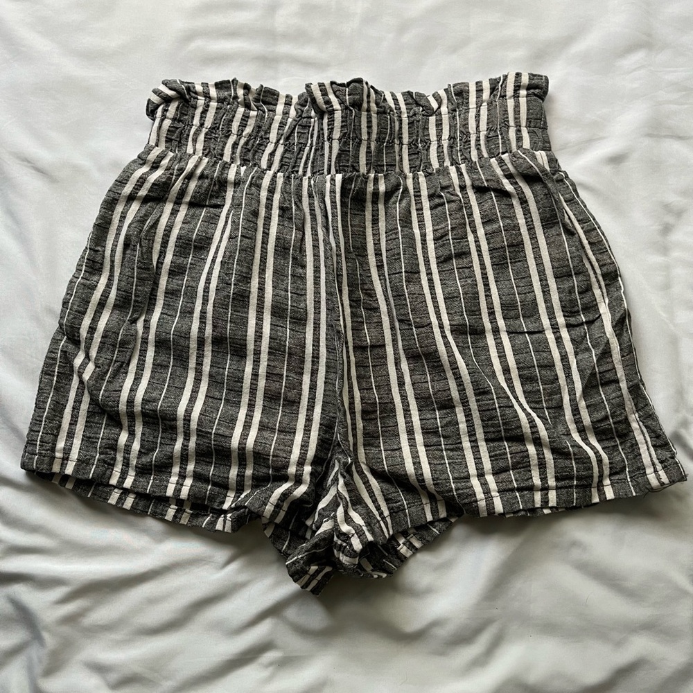 wild fable (target brand) paper bag shorts